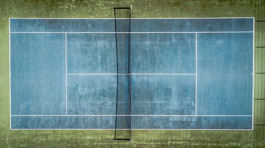 Aerial view of a blue tennis court