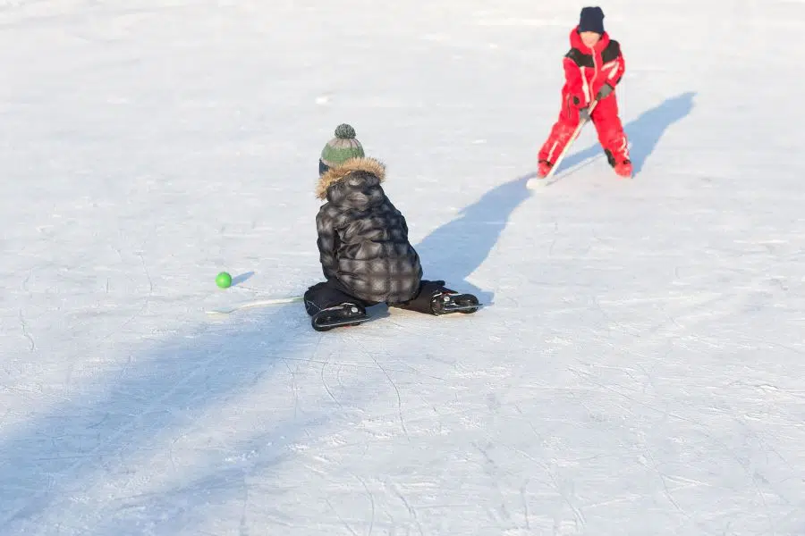5 year olds playing hockey